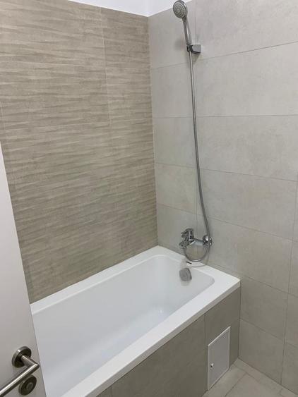 Garsonieră decomandată în Bartolomeu