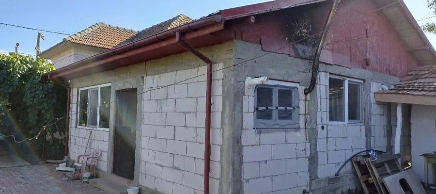 Casă cu 3 camere cu Teren 900 Mp în Terpezița