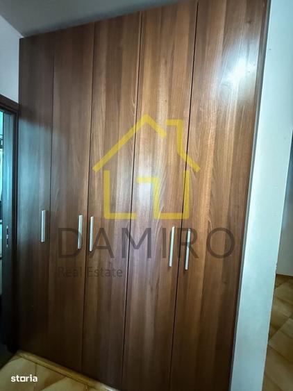 Apartament cu 3 camere decomandat în Splaiul Independenței