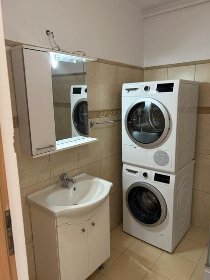 Apartament cu 2 camere semidecomandat, mobilat în Borhanci