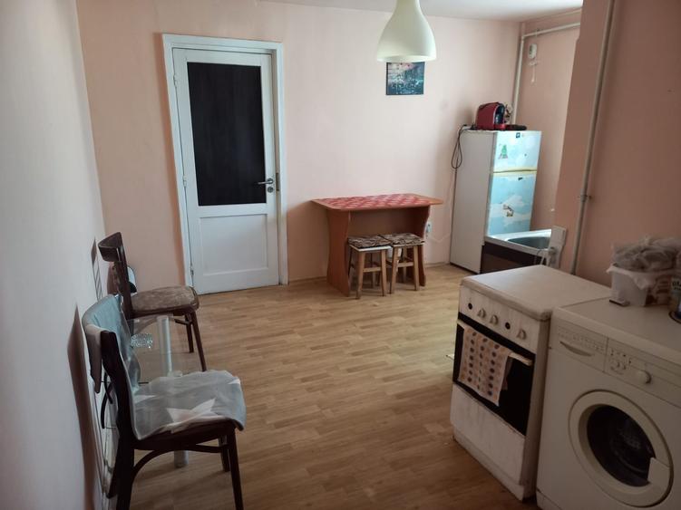Garsonieră decomandată în Rahova