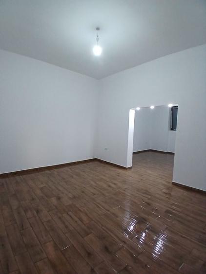Apartament cu 3 camere semidecomandat în Ultracentral
