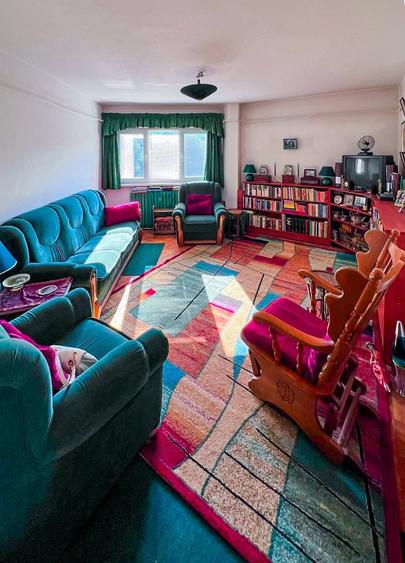 Apartament cu 4 camere decomandat în Ultracentral