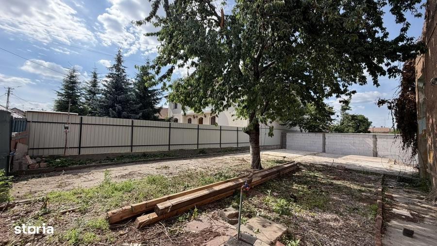 Casă cu 4 camere în Central