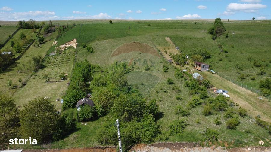 Teren de 2307 mp, în Ciurila