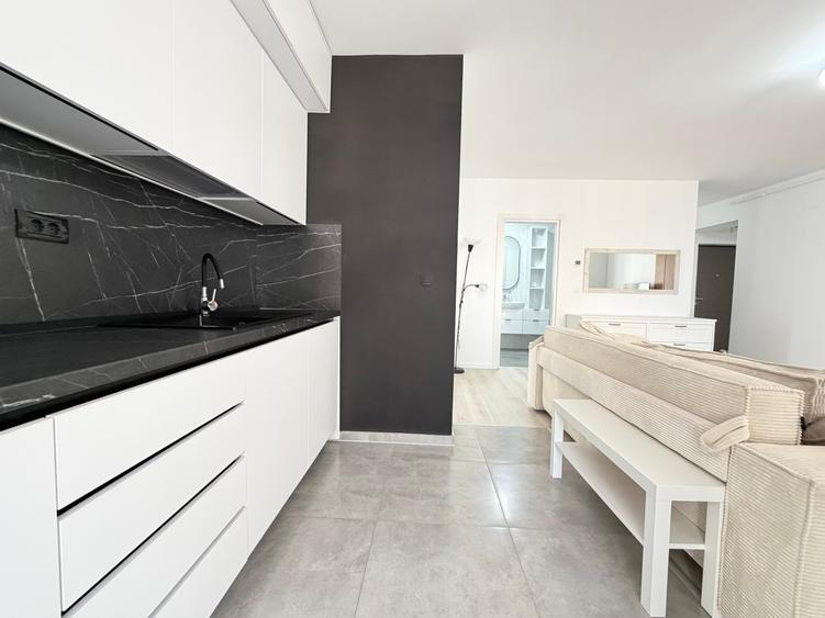 Apartament cu 3 camere în Lipovei