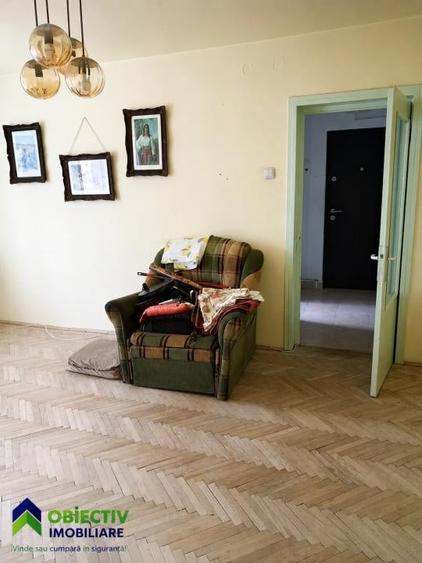 Apartament cu 2 camere semidecomandat în Central