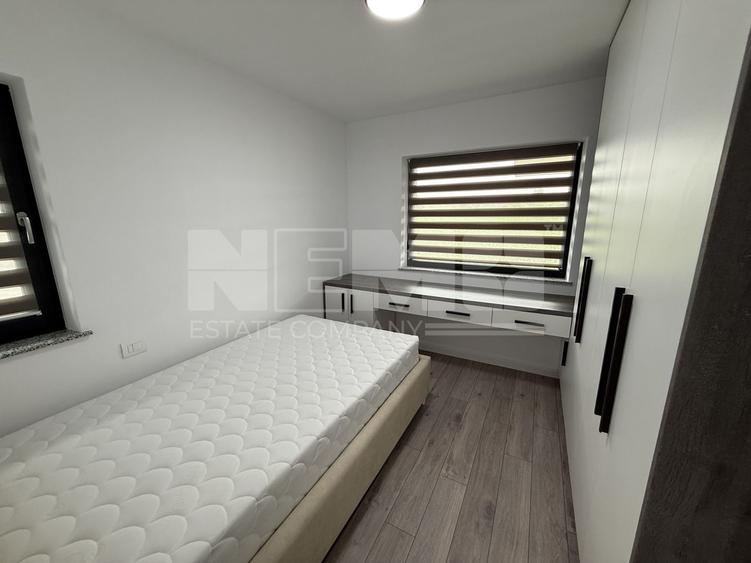 Casă individuală cu 4 camere cu Canalizare în Mitocu Dragomirnei