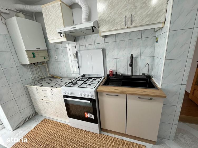 Apartament de inchiriat, 2 camere, decomandat, 54 mp, Nicolina - 11