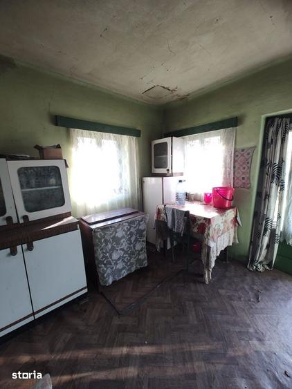 Casă cu 3 camere cu Teren 3081 Mp în Băița