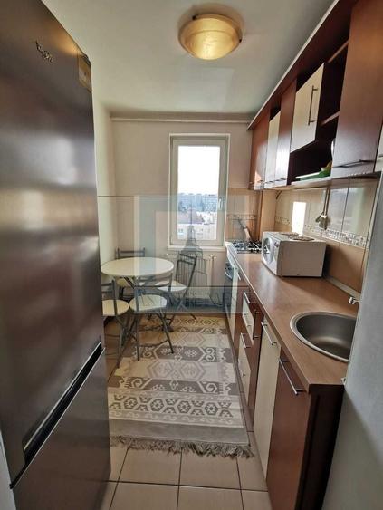 Apartament cu 2 camere semidecomandat în Astra