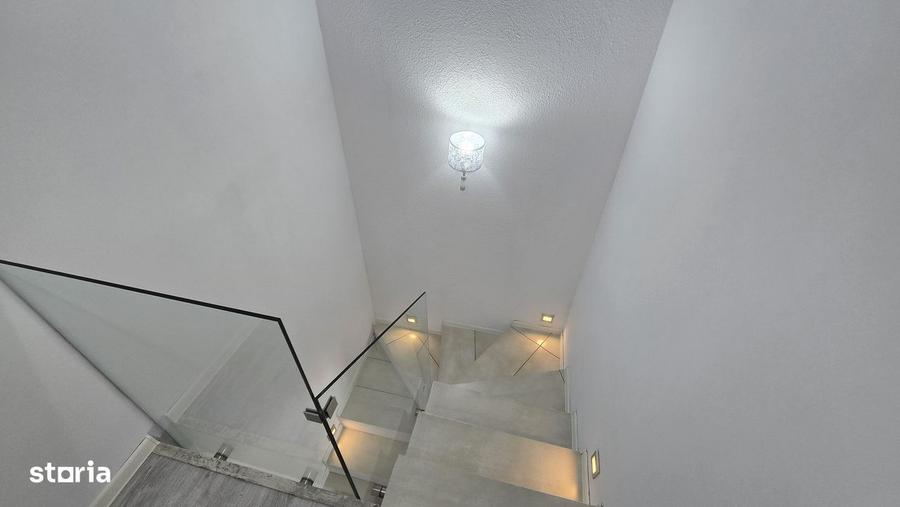 Casă cu 4 camere în Trivale