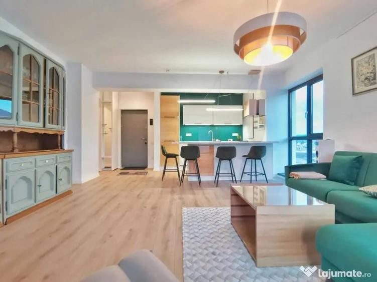Apartament cu 2 camere decomandat în Noua