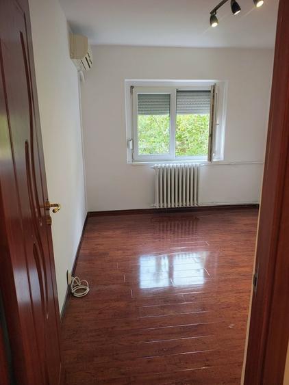 Apartament cu 2 camere decomandat în Decebal