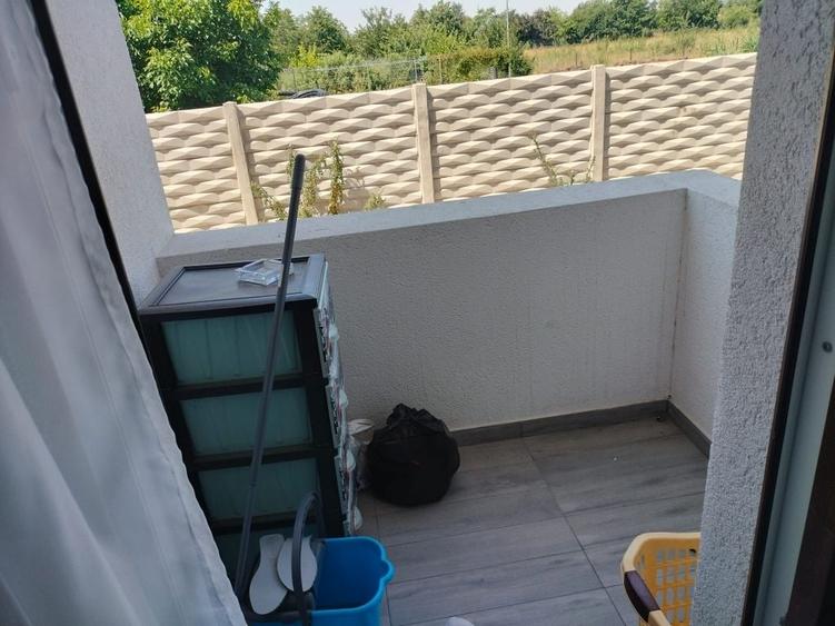 Vand apartament 2 camere tip studio - 2