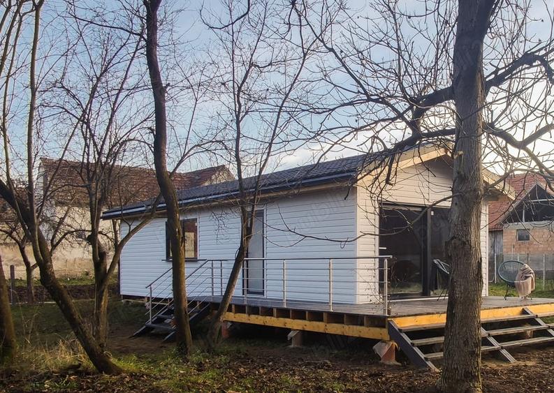 Casă cu 3 camere cu Teren 2000 Mp în Grid