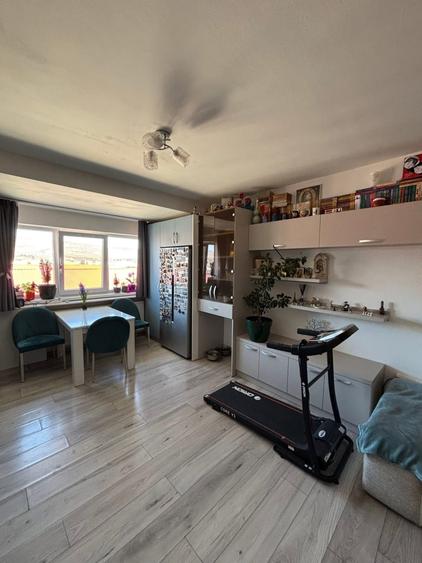 Apartament cu 2 camere semidecomandat, mobilat în Florești — fotografia 2
