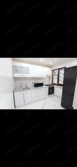 Apartament cu 4 camere decomandat în Hipodrom
