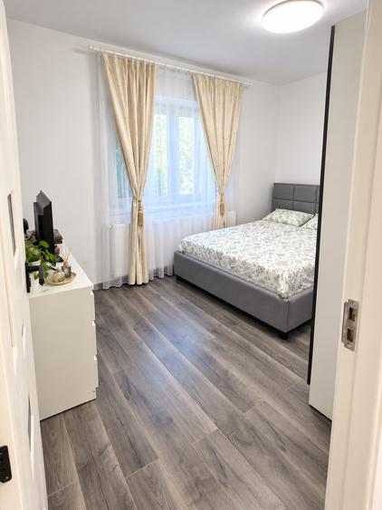 Apartament cu 2 camere semidecomandat în Dâmbovița