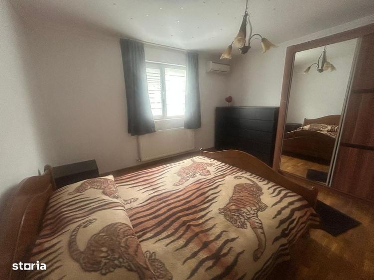 Casă cu 4 camere cu Teren 2000 Mp în Timișești