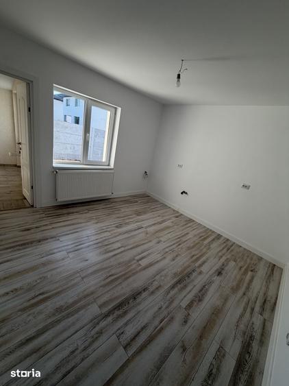 Casă cu 3 camere cu Teren 358 Mp în Joița