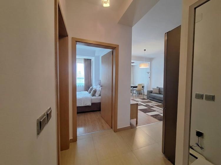 Apartament cu 2 camere decomandat, mobilat în Fratelia
