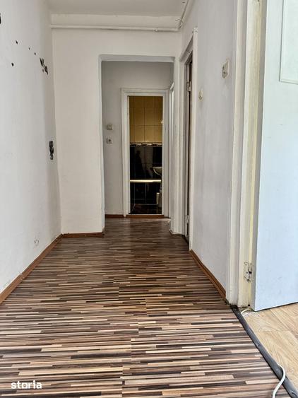 Apartament cu 2 camere decomandat în Republicii