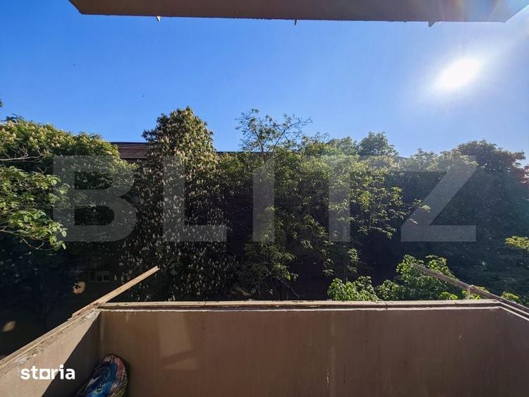 Apartament cu 4 camere decomandat în Rogerius