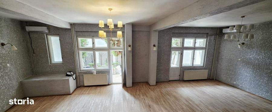 Casă cu Teren 100 Mp în Centrul Civic