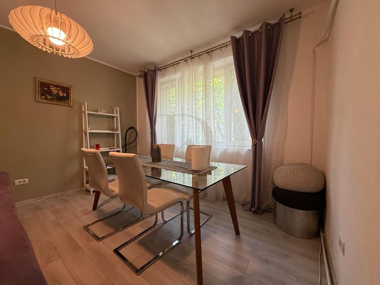 Apartament cu 2 camere semidecomandat în Centru Civic