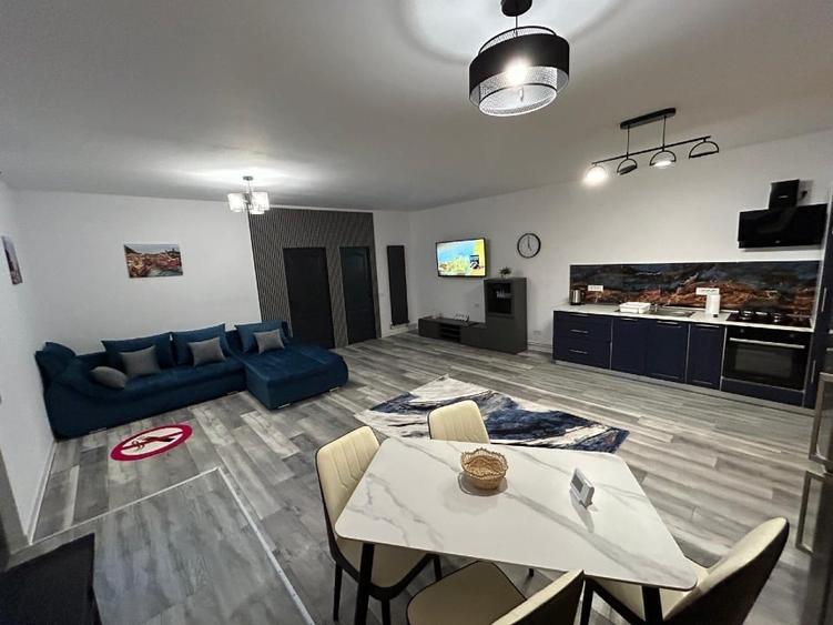 Casă individuală cu 3 camere cu Canalizare în Central