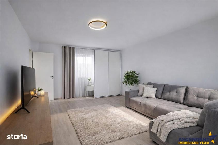 Apartament cu 3 camere decomandat în Tractorul