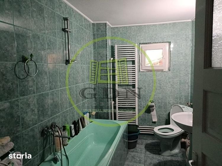 Casă cu 5 camere cu Teren 3785 Mp în Brâncovenești