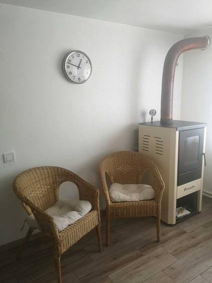 Casă cu 4 camere în Comana
