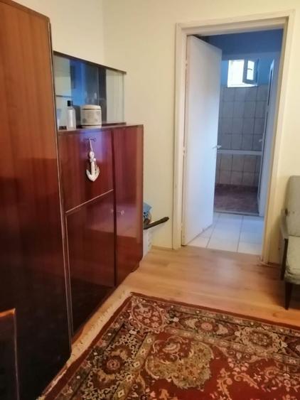 Apartament cu 2 camere nedecomandat în Micro 4