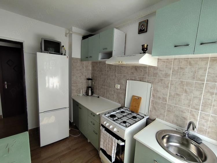 Apartament cu 2 camere semidecomandat în Central