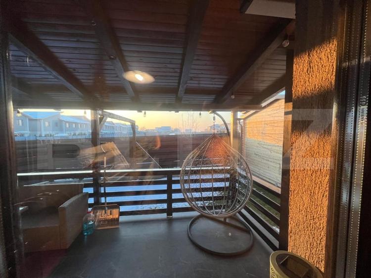 Casă individuală cu 4 camere cu Canalizare în Valea Lupului