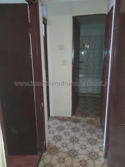 Apartament cu 3 camere decomandat în Drumul Taberei