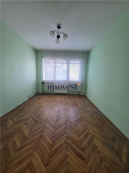 Apartament cu 3 camere decomandat în Cloșca