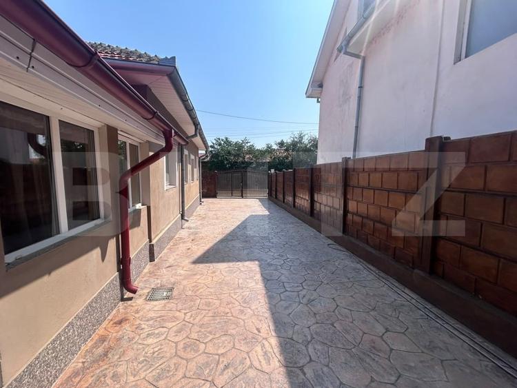 Casă individuală cu 5 camere cu Canalizare în Exterior Sud