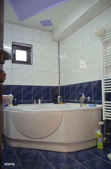 Casa de vacanta cu 7 camere-Busteni - 9