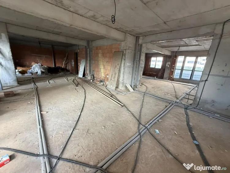Spa?iu comercial | 151 mp utili | Demisol inalt | Milit... - 7