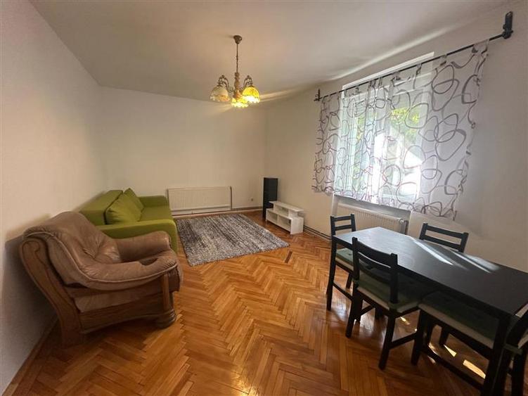 Apartament cu 2 camere decomandat, mobilat în Luncă