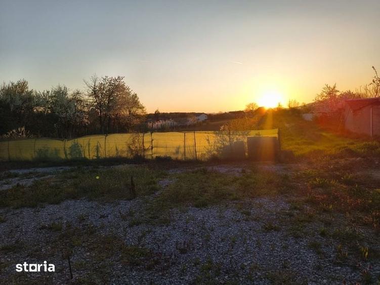 Teren de 6500 mp, în Central