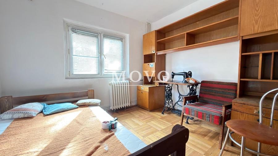 Apartament cu 4 camere decomandat, mobilat în Dâmbovița