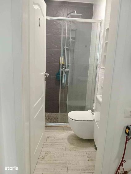 Apartament cu 3 camere decomandat în Străulești