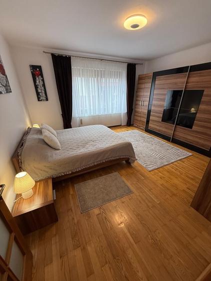 Casă cu 4 camere în Ultracentral