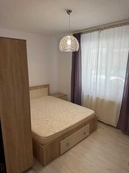 Apartament cu 2 camere decomandat, mobilat în Berceni