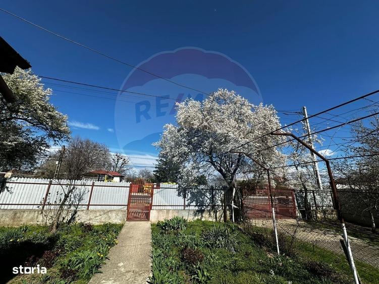 Casă cu 3 camere cu Teren 1000 Mp în Răcari
