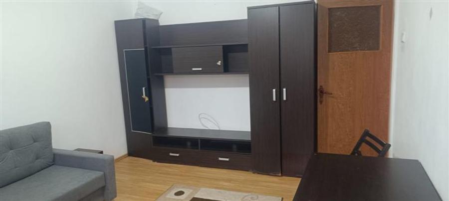 Apartament cu 2 camere decomandat, mobilat în Drumul Taberei